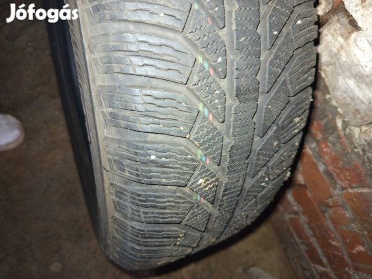 4db Téli gumiabroncs 215 65 R16