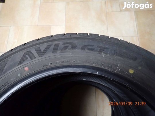 4db Yokohama 235/55 R19 101V S35 Avid GT gumi