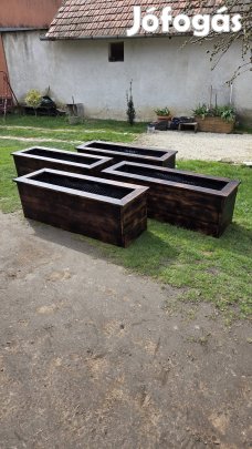 4db akác magaságyás 