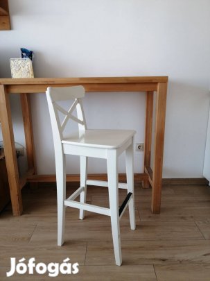 4db bárszék eladó! (ikeás, fehér, fa, masszív, stabil)
