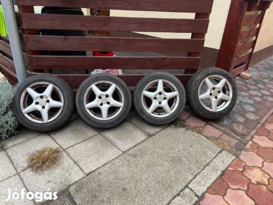 4db jó állapotú Bridgestone téligumi Alu felnin