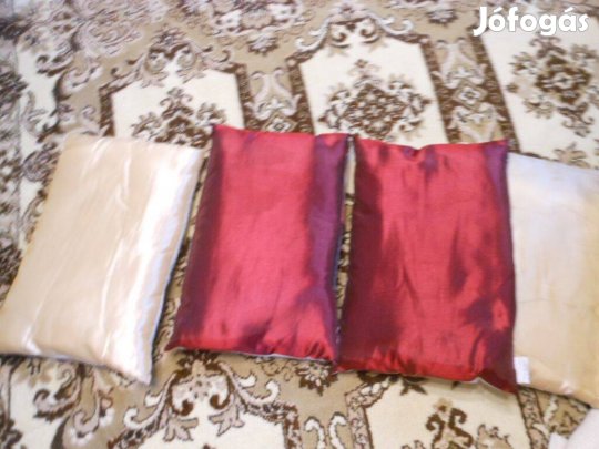 4db kisebb selyem kispárna