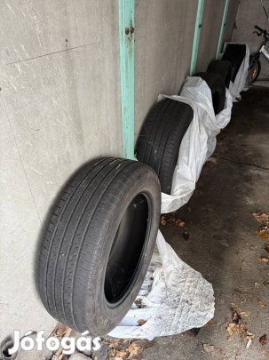 4db nyári Bridgestone Dueler 225/60R18