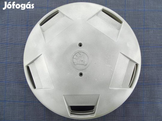 4db régi Skoda 105 120 dísztárcsa