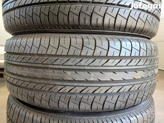4db újszerű 225/55 R18 Yokohama nyári gumi 225/55R18 18