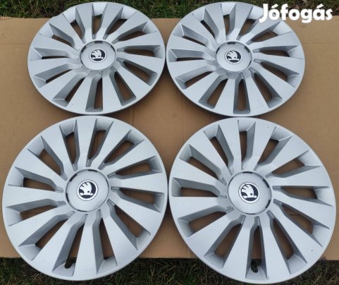 4db újszerű gyári Skoda R16 16 " colos dísztárcsa olcsón eladó!