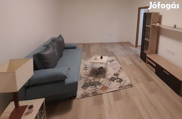 4nm laminált padló 8mm új falra is tölgy szín