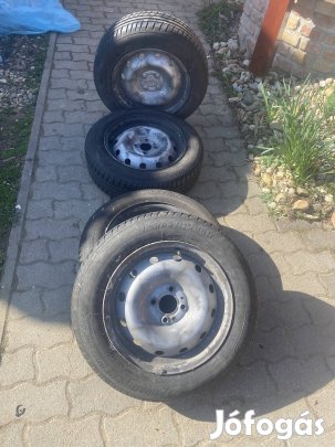 4x100 15" Renault / Dacia használt lemezfelni garnitúra nyári gumi