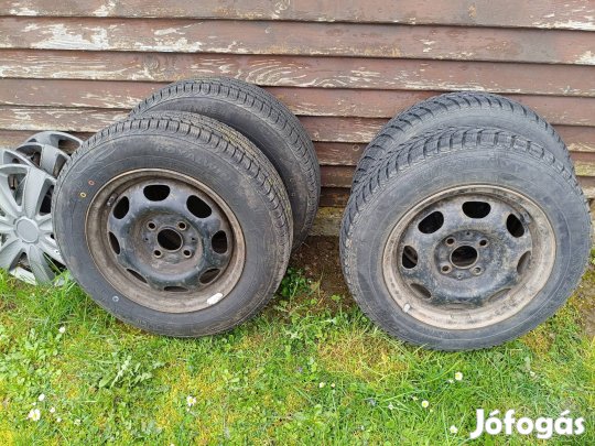 4x100 VW 165/70R13 téli szett+acél felni