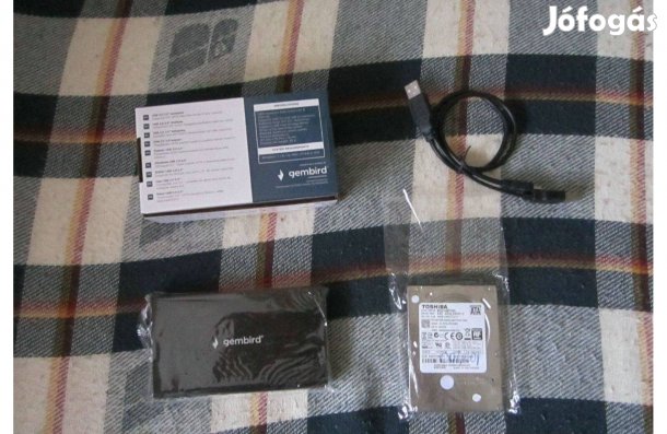 500GB Toshiba külső merevlemez 100/100 + Gamebird mobilrack ház