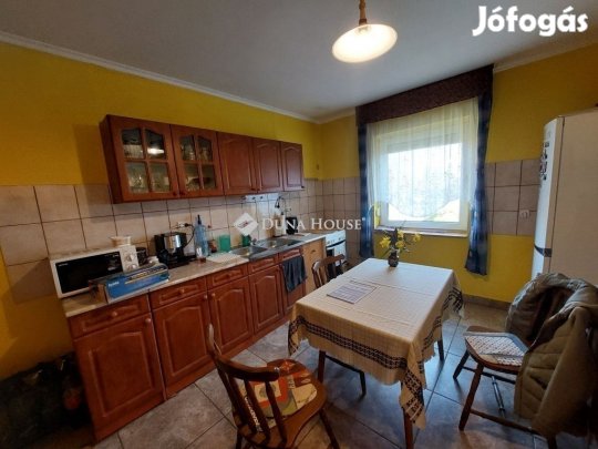 50 nm-es ház eladó Baja
