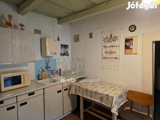 50 nm-es ház eladó Galgahévíz