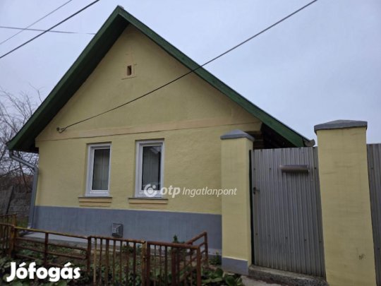 50 nm-es ház eladó Galgahévíz