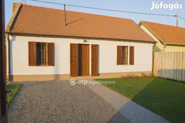 50 nm-es ház eladó Gyöngyös