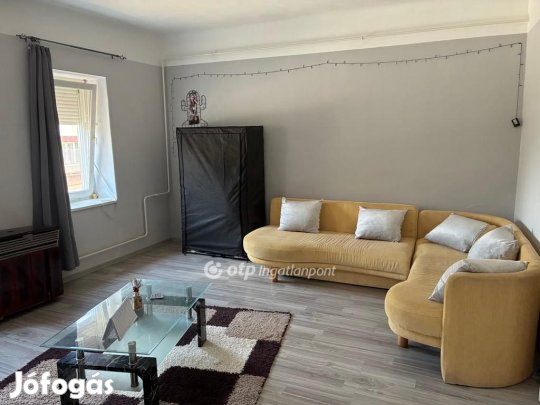 50 nm-es ház eladó Sarkad