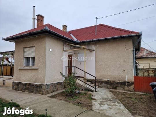 51 nm-es ház eladó Monor
