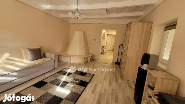 52 nm-es ház eladó Jászjákóhalma