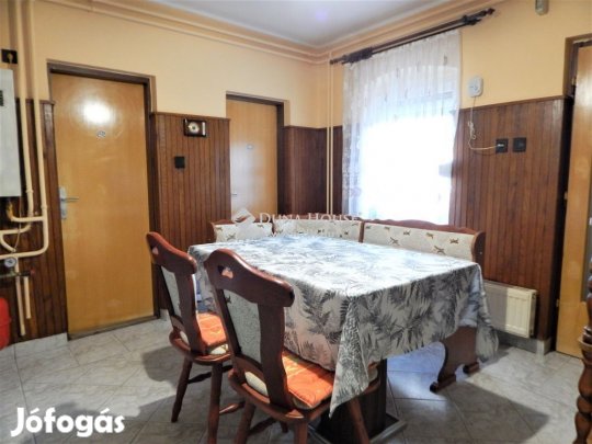 52 nm-es ház eladó Körmend