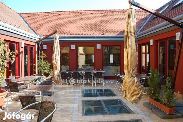 538 nm-es étterem eladó Pécs