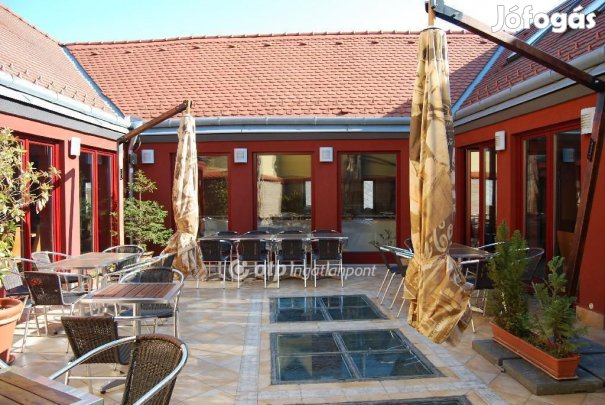 538 nm-es étterem eladó Pécs