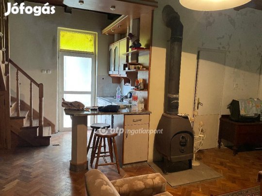 53 nm-es ház eladó Gyula