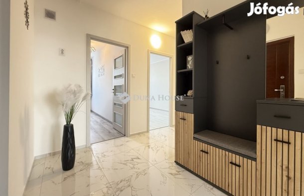 53 nm-es lakás eladó Pápa