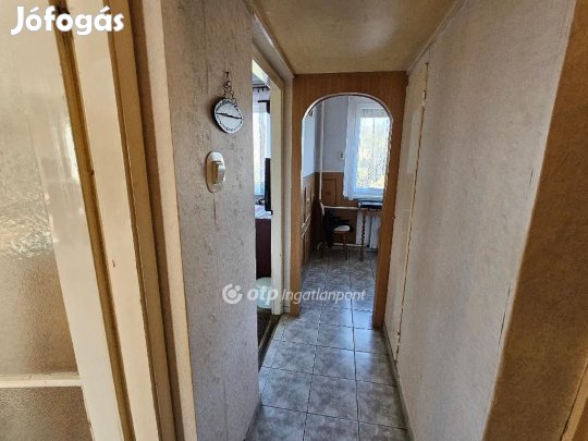 53 nm-es lakás eladó Tatabánya