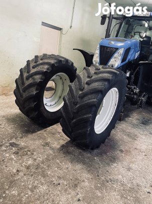 540/65R30 2 db BKT Gumiabroncs 