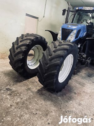 540/65R30 2 db BKT gumiabroncs eladó 