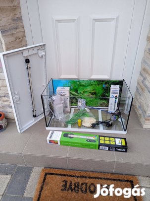 54 literes használt Fehér Eheim Led akvárium szett.Új felszereléssel