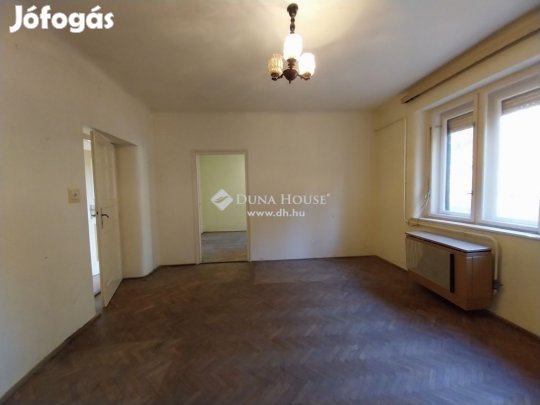 54 nm-es ház eladó Szeged