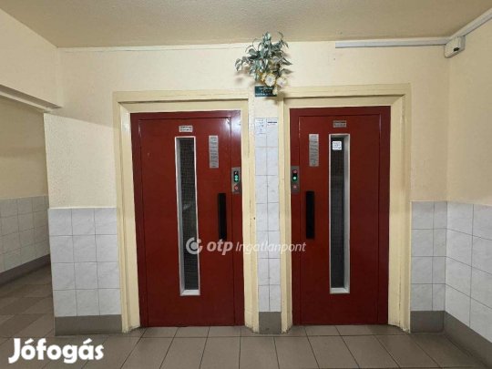 54 nm-es lakás eladó Debrecen