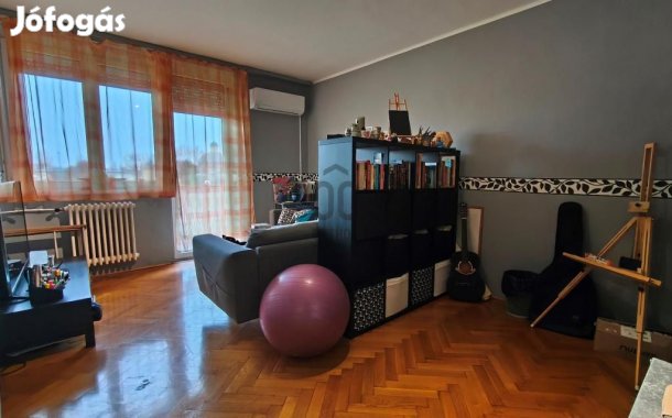 54 nm-es lakás eladó Székesfehérvár