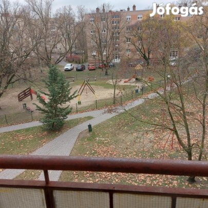 54 nm-es lakás eladó Szigetszentmiklós