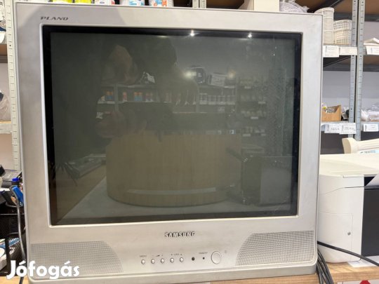 55 cm átmérőjű színes tv ingyen elvihető!