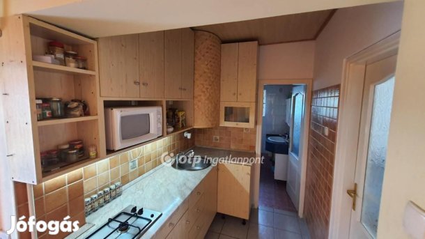 55 nm-es ház eladó Balatonfenyves