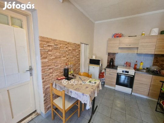 55 nm-es ház eladó Derecske