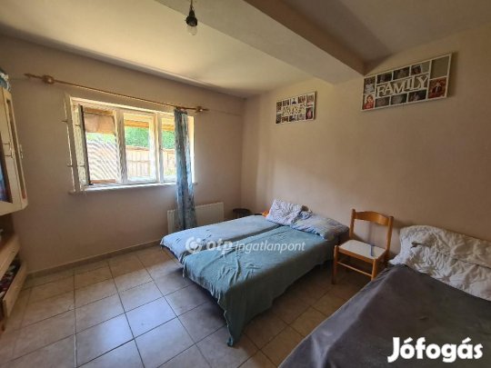 55 nm-es ház eladó Derecske