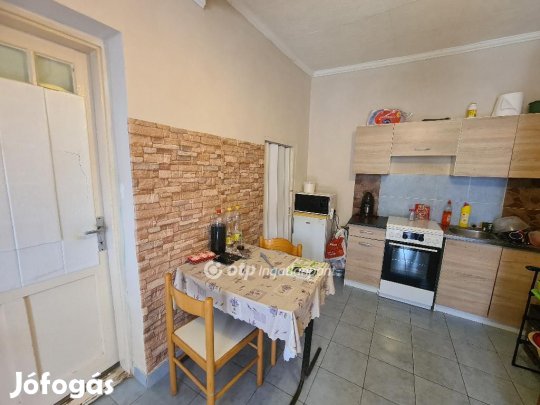 55 nm-es ház eladó Derecske