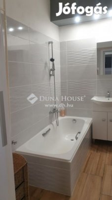 55 nm-es lakás eladó Pécs
