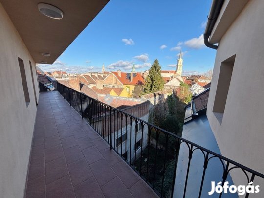 55 nm-es lakás eladó Sopron