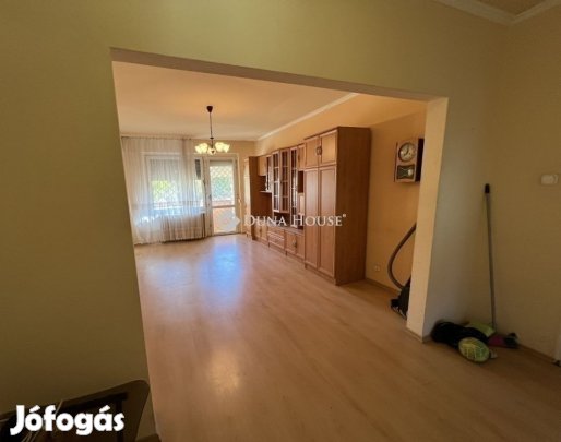 55 nm-es lakás eladó Szeged