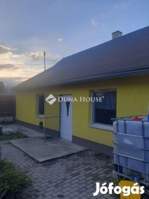 55m2 családi ház Ráchegy központi részén