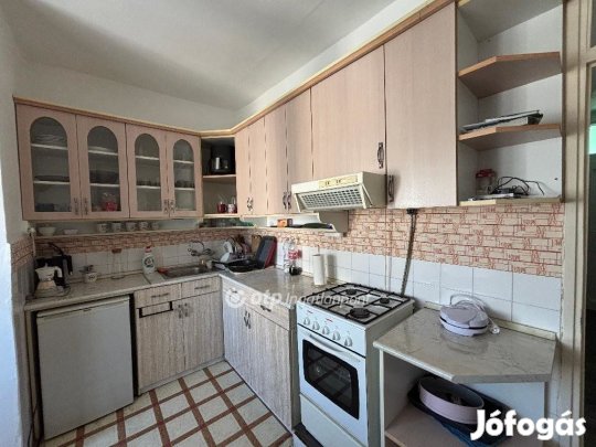 56 nm-es lakás eladó Gyula
