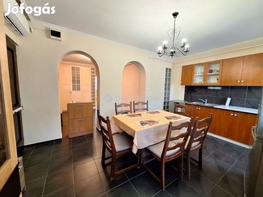 56 nm-es lakás eladó Kecskemét