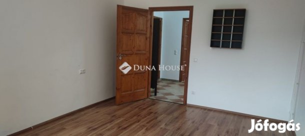 56 nm-es lakás eladó Székesfehérvár
