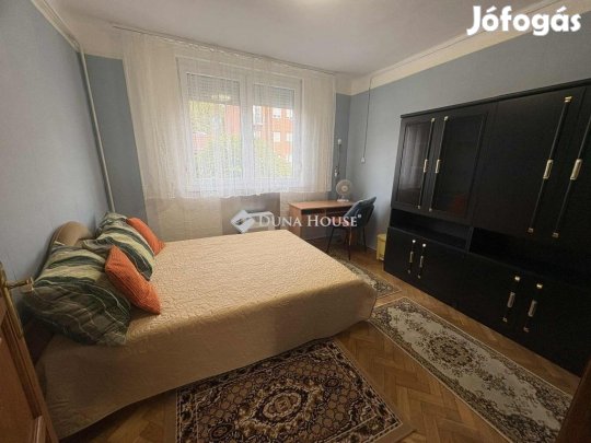 56 nm-es lakás kiadó Debrecen