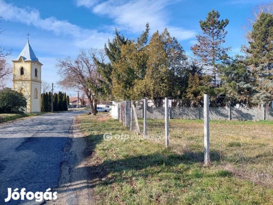 5792 nm-es telek eladó Borgáta