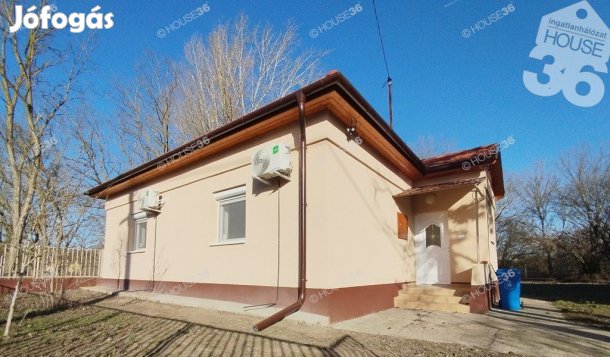 58 nm-es ház eladó Kunbaracs