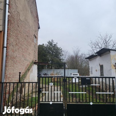 58 nm-es lakás eladó Berettyóújfalu